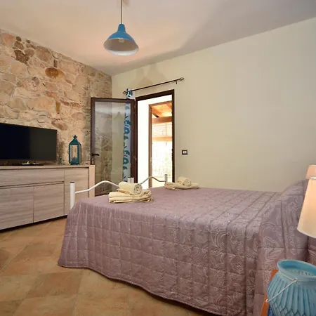 Bissicoro# Penzion Baunei